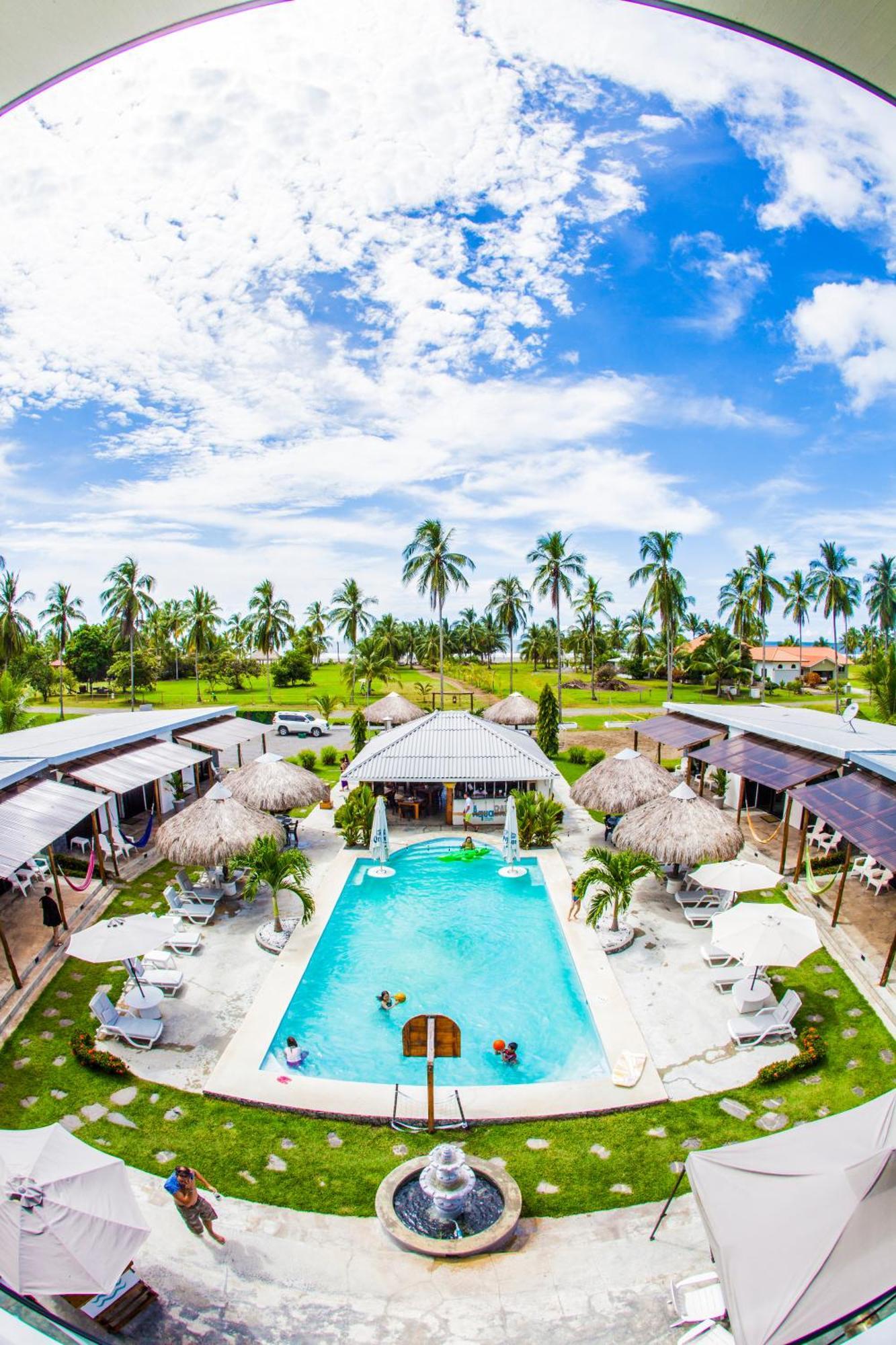 Show Pony Beach Resort And Suites Las Lajas  Exterior foto